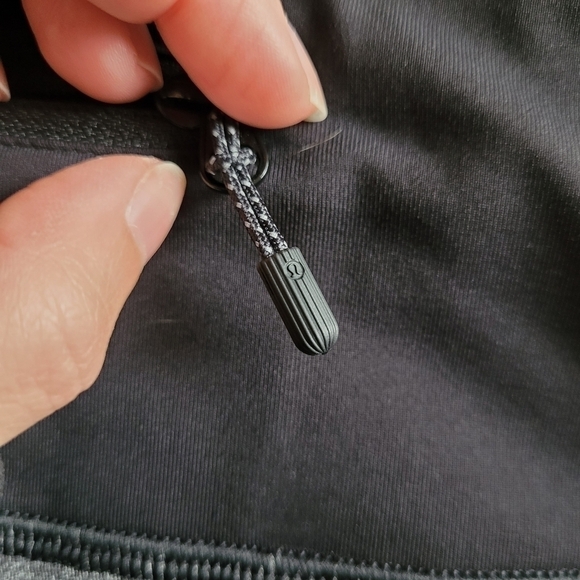 Lululemon Speed Tight V | Heathered Black / Deep Coal leggings | size 8 - Picture 14 of 16